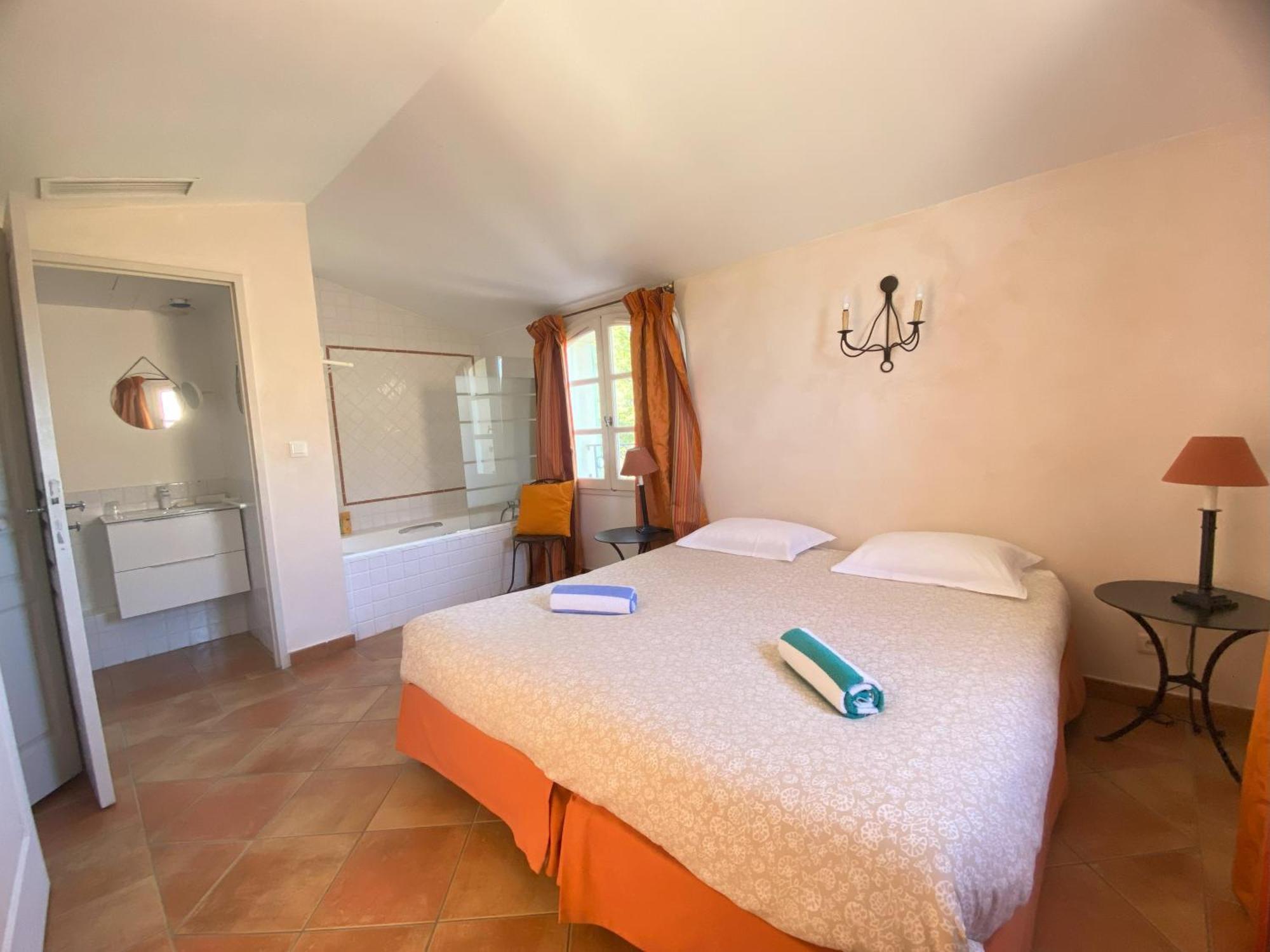 T3 Vue Mer Exceptionnelle Au Domaine Fregate Bandol سا سيرْ سور مير المظهر الخارجي الصورة